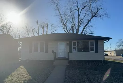 2111 Alexander St, Granite City, IL 62040