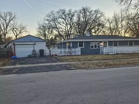 649 Eisenhower Ave, Palatine, IL 60074 photo 1