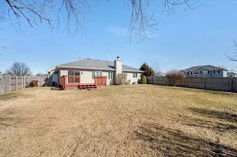 Exterior - 5103 W Park Ln, Monee, IL 60449 photo 5 of 7