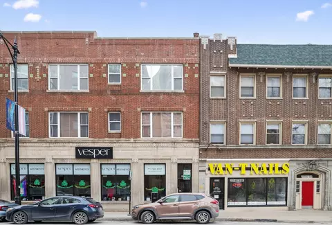 3918 N Broadway St #3B, Chicago, IL 60613