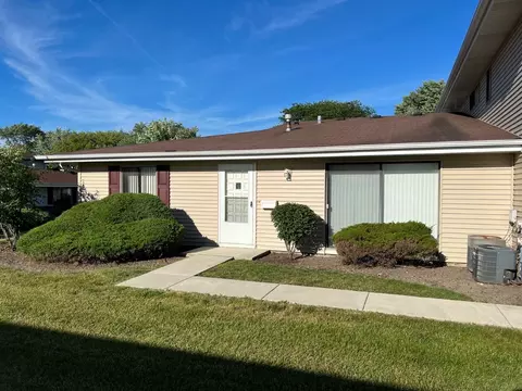 1312 Wakeby Ln #1312, Schaumburg, IL 60193