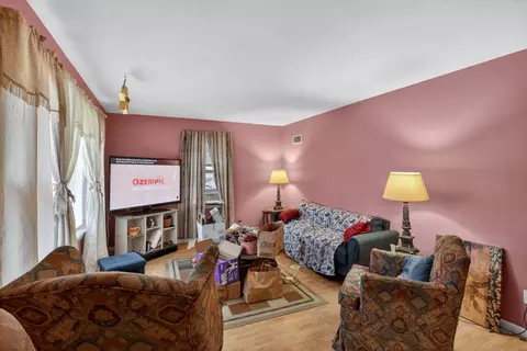 Living - 1006 Hester Ave, Centralia, IL 62801 photo 1 of 1