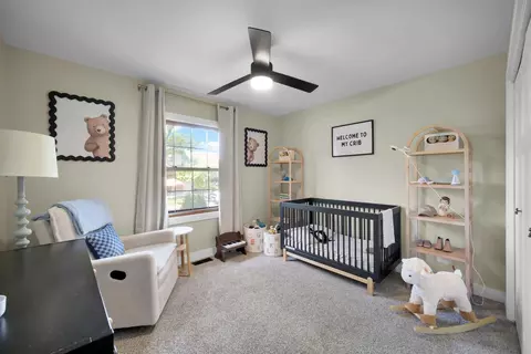 Bedroom - 2302 Robin Ln #0, Elgin, IL 60123 photo 1 of 4