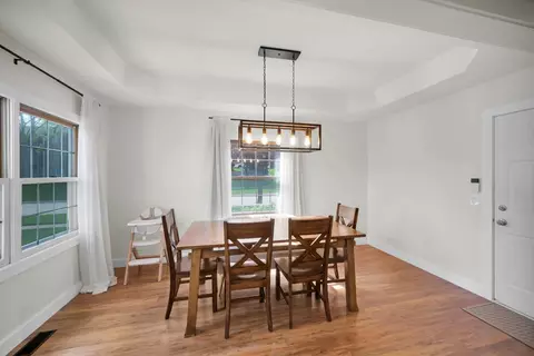 Dining - 2302 Robin Ln #0, Elgin, IL 60123 photo 2 of 2