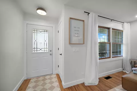 Entry Way - 2302 Robin Ln #0, Elgin, IL 60123 photo 1 of 2