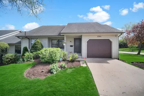 2302 Robin Ln #0, Elgin, IL 60123