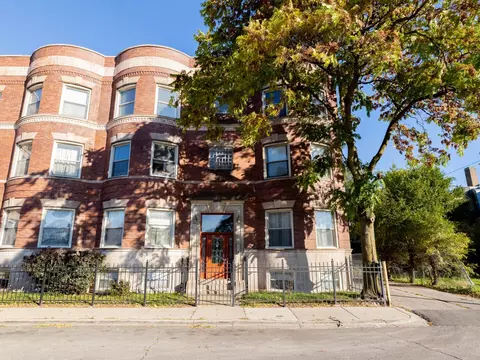 542 E 44th St #GARDEN, Chicago, IL 60653