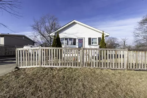 2310 24th St, North Chicago, IL 60064
