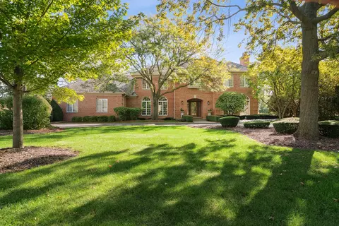 1515 Galloway Dr, Inverness, IL 60010