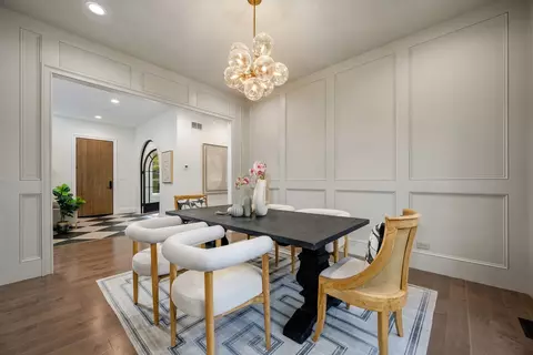 Dining - 809 Lenox Rd, Glenview, IL 60025 photo 2 of 4