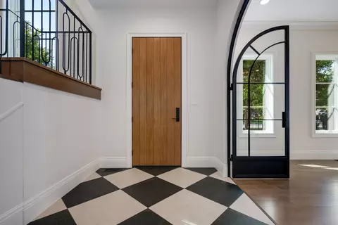 Entry Way - 809 Lenox Rd, Glenview, IL 60025 photo 1 of 8