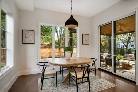 Dining - 809 Lenox Rd, Glenview, IL 60025 photo 4 of 4