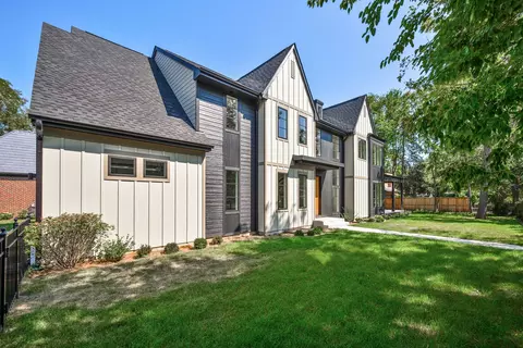 Exterior - 809 Lenox Rd, Glenview, IL 60025 photo 2 of 8