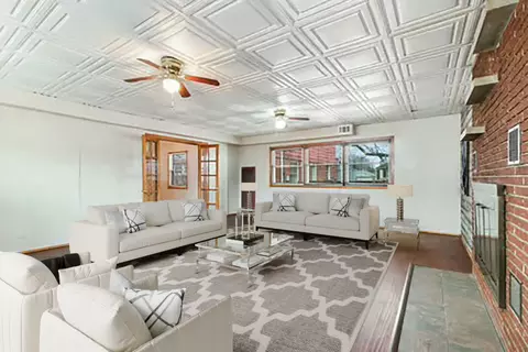 Living - 4539 Clyde Ave, Lyons, IL 60534 photo 3 of 6