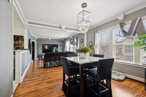 Dining - 2052 E 80th St, Chicago, IL 60617 photo 3 of 5
