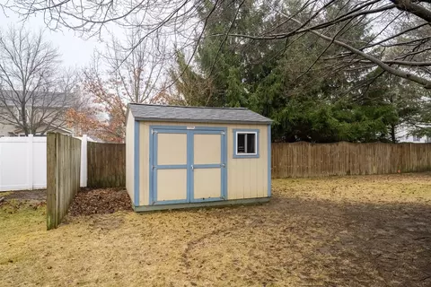 Exterior - 811 Landau Ln, Normal, IL 61761 photo 3 of 7