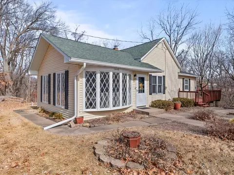 1440 45th St, Moline, IL 61265 photo 4