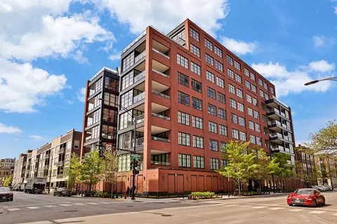 1109 W Washington Blvd #5C, Chicago, IL 60607