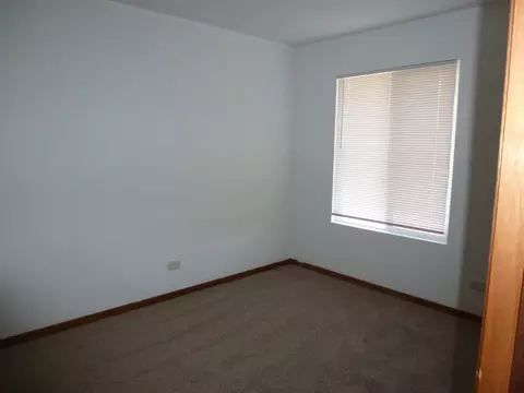 Bedroom - 16212 Trumbull Ave, Markham, IL 60428 photo 4 of 5