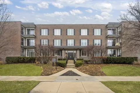 1350 N Western Ave #310, Lake Forest, IL 60045