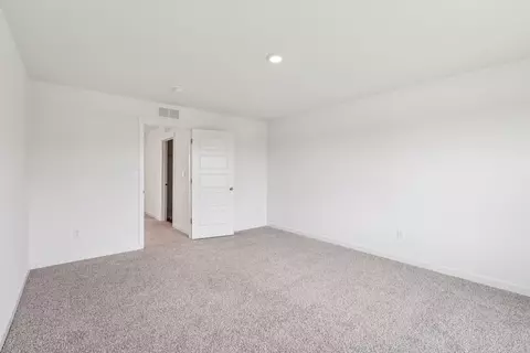 Undisclosed, Plainfield, IL 60544 photo 30