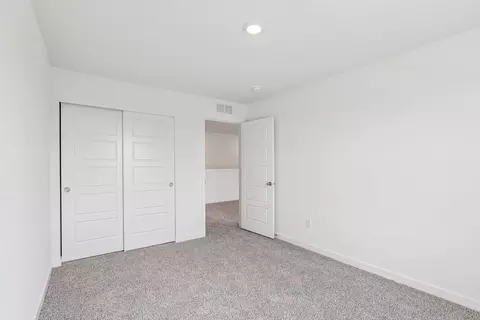 Undisclosed, Plainfield, IL 60544 photo 26