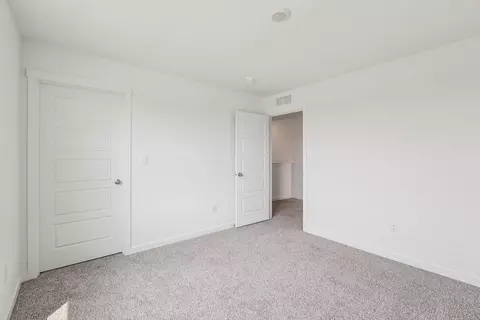 Undisclosed, Plainfield, IL 60544 photo 24