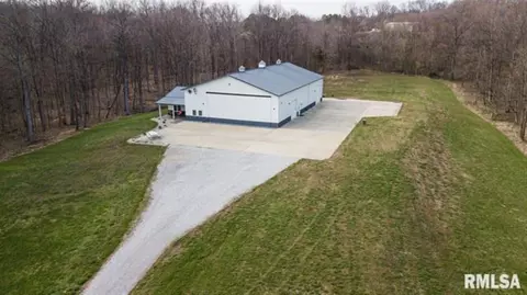 4763 State Route 127 Hwy N, Cobden, IL 62920
