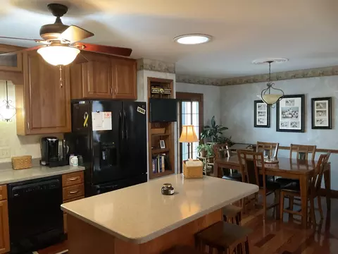 Kitchen - 805 W Spring St, Eldridge, IA 52748 photo 2 of 3