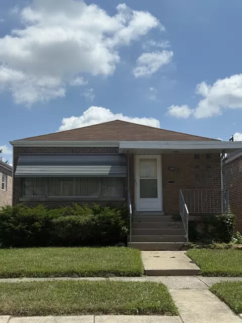 14221 S Emerald Ave, Riverdale, IL 60827