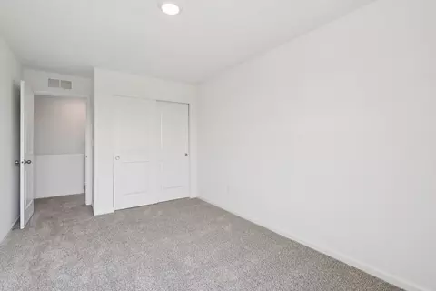 Bedroom - 1812 Overland Dr, Plainfield, IL 60586 photo 8 of 12