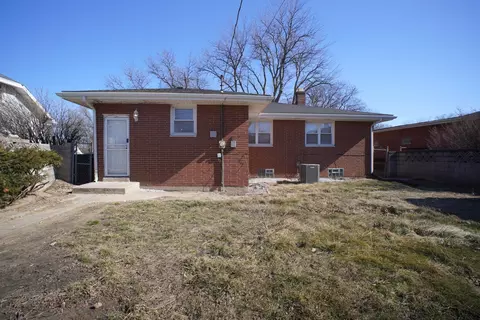 Exterior - 1312 Bigger St, Gary, IN 46404 photo 2 of 3