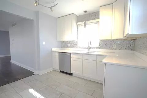 Kitchen - 1312 Bigger St, Gary, IN 46404 photo 2 of 3