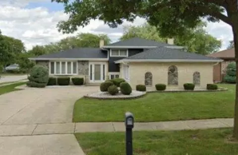 Exterior - 501 S Cherry St, Itasca, IL 60143 photo 2 of 4