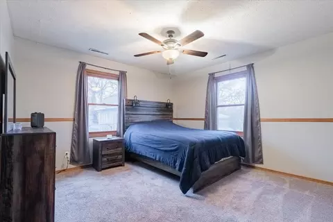 Bedroom - 1108 Hovey Ave, Normal, IL 61761 photo 1 of 6