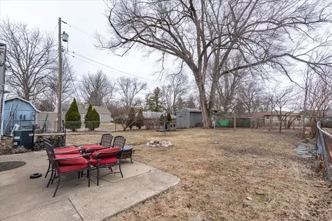 Exterior - 1108 Hovey Ave, Normal, IL 61761 photo 2 of 8
