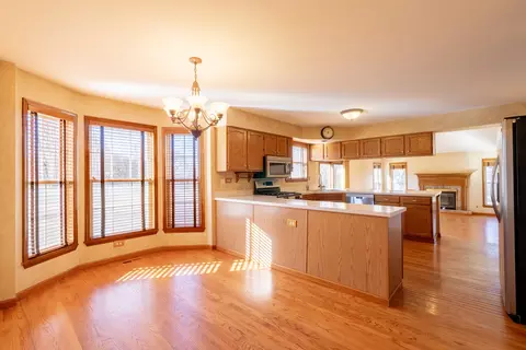 Living - 1489 Polo Ct, Bartlett, IL 60103 photo 1 of 6