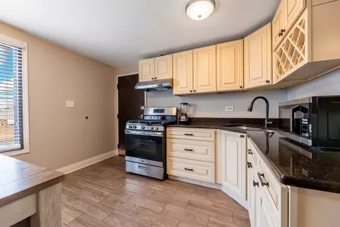 Kitchen - 4553 W 56th St #208E, Chicago, IL 60629 photo 2 of 5