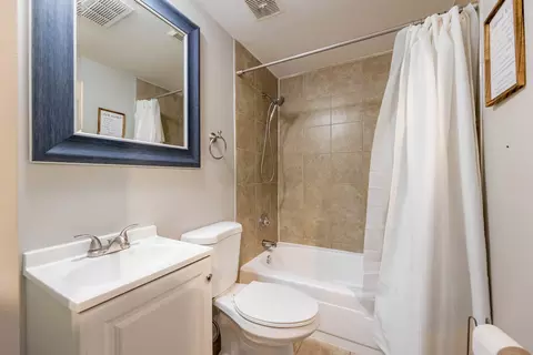 Bath - 4553 W 56th St #208E, Chicago, IL 60629 photo 2 of 2