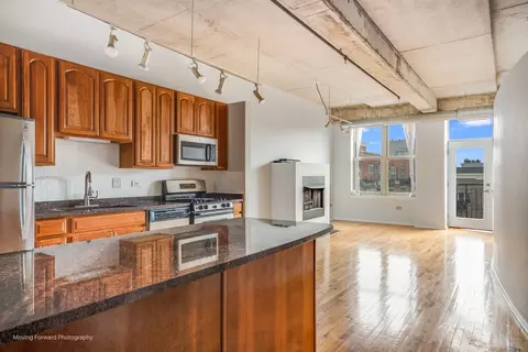 Kitchen - 6 S Laflin St #923, Chicago, IL 60607 photo 3 of 3