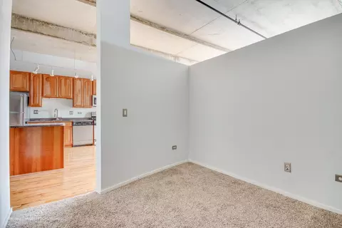 Bedroom - 6 S Laflin St #923, Chicago, IL 60607 photo 2 of 4