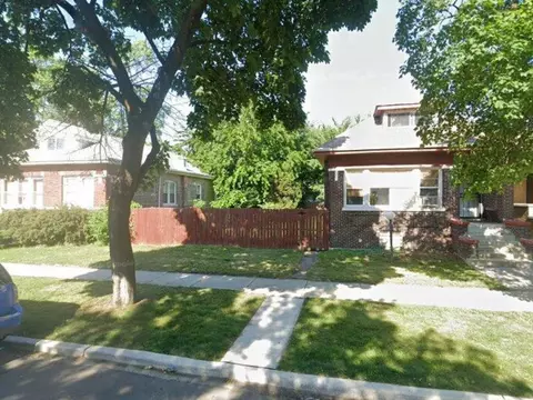8356 S Paxton Ave, Chicago, IL 60617