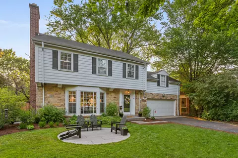 9526 Lawndale Ave, Evanston, IL 60203