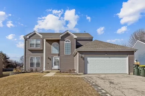 7 Elizabeth Ct, Lake In The Hills, IL 60156