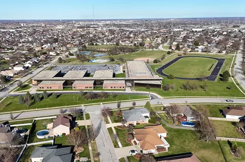 View/Area - 10291 Cambridge Dr, Mokena, IL 60448 photo 4 of 5
