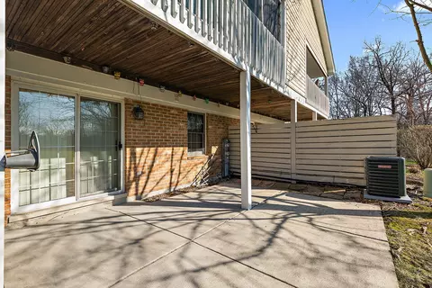 Exterior - 10291 Cambridge Dr, Mokena, IL 60448 photo 5 of 6