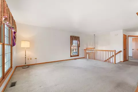 Living - 10291 Cambridge Dr, Mokena, IL 60448 photo 2 of 6
