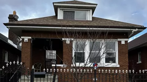 5839 S Sacramento Ave, Chicago, IL 60629