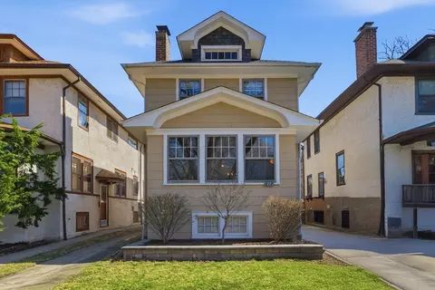 612 N Humphrey Ave, Oak Park, IL 60302