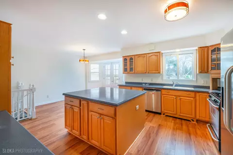 Kitchen - 508 Crest Dr, Cary, IL 60013 photo 1 of 4